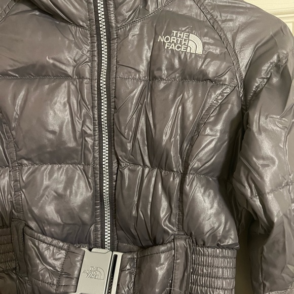 North Face Winter Jacket Girls - Picture 5 of 5
